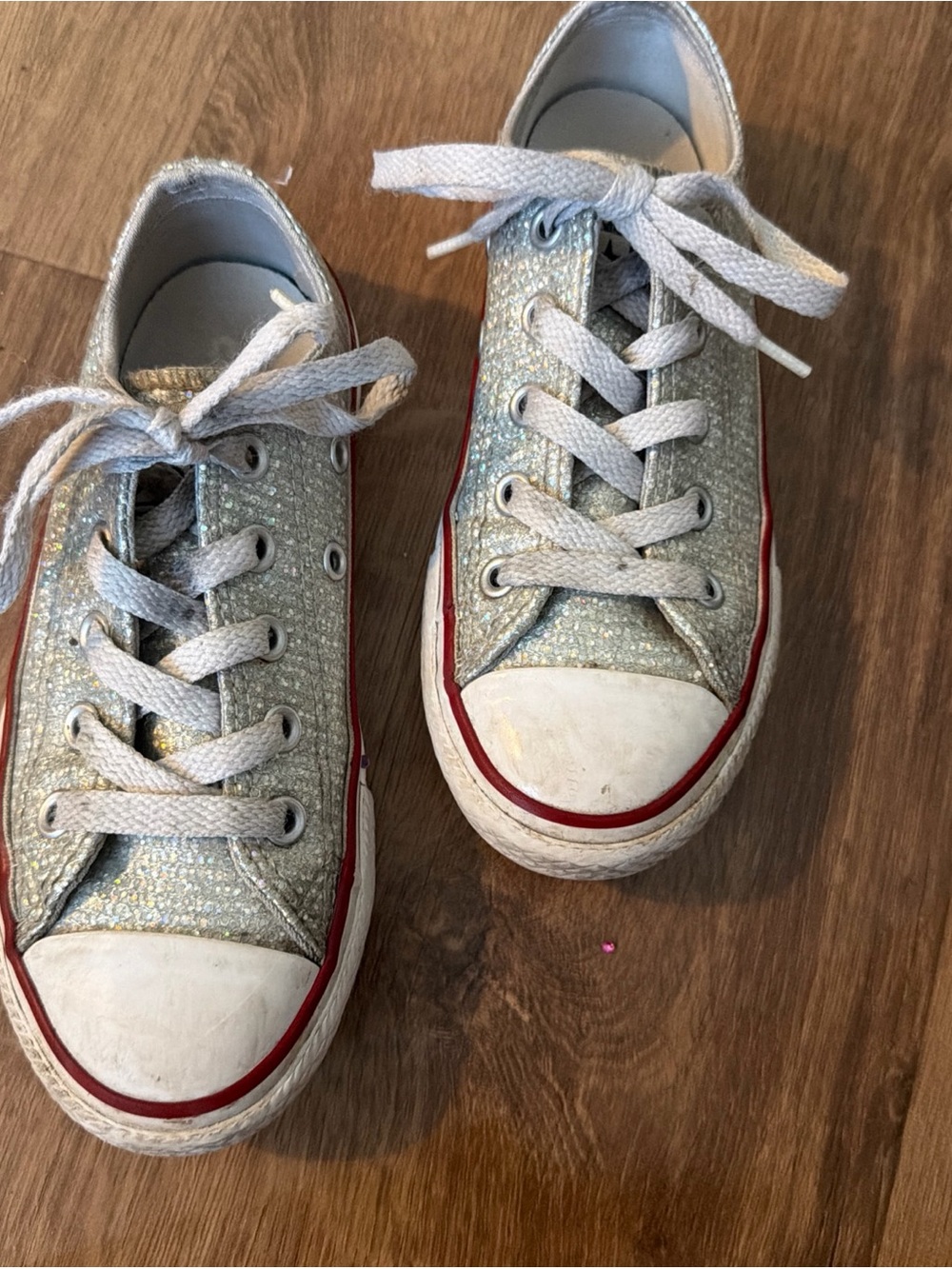 Kids Silver Glitter Low-Top Lace-Up Sneakers with Red Trim